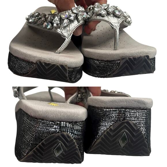 Volatile Wedge Sandals Size 10 Gray Silver Rhinestones, Summer, Spring, Tropical - Picture 6 of 7